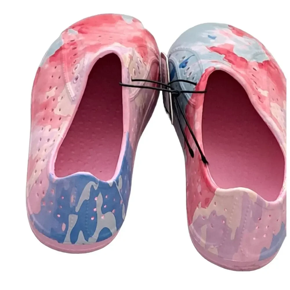 2 For $5  Sale NWT bebe girls  Pink & Blue Abstract Water Shoe Size 9/10